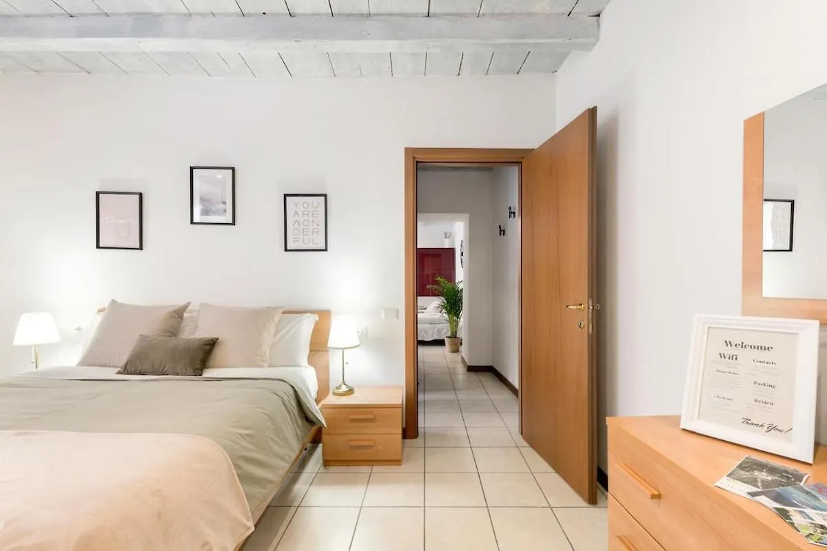 Astra-Timeless Elegance In Como City Center
