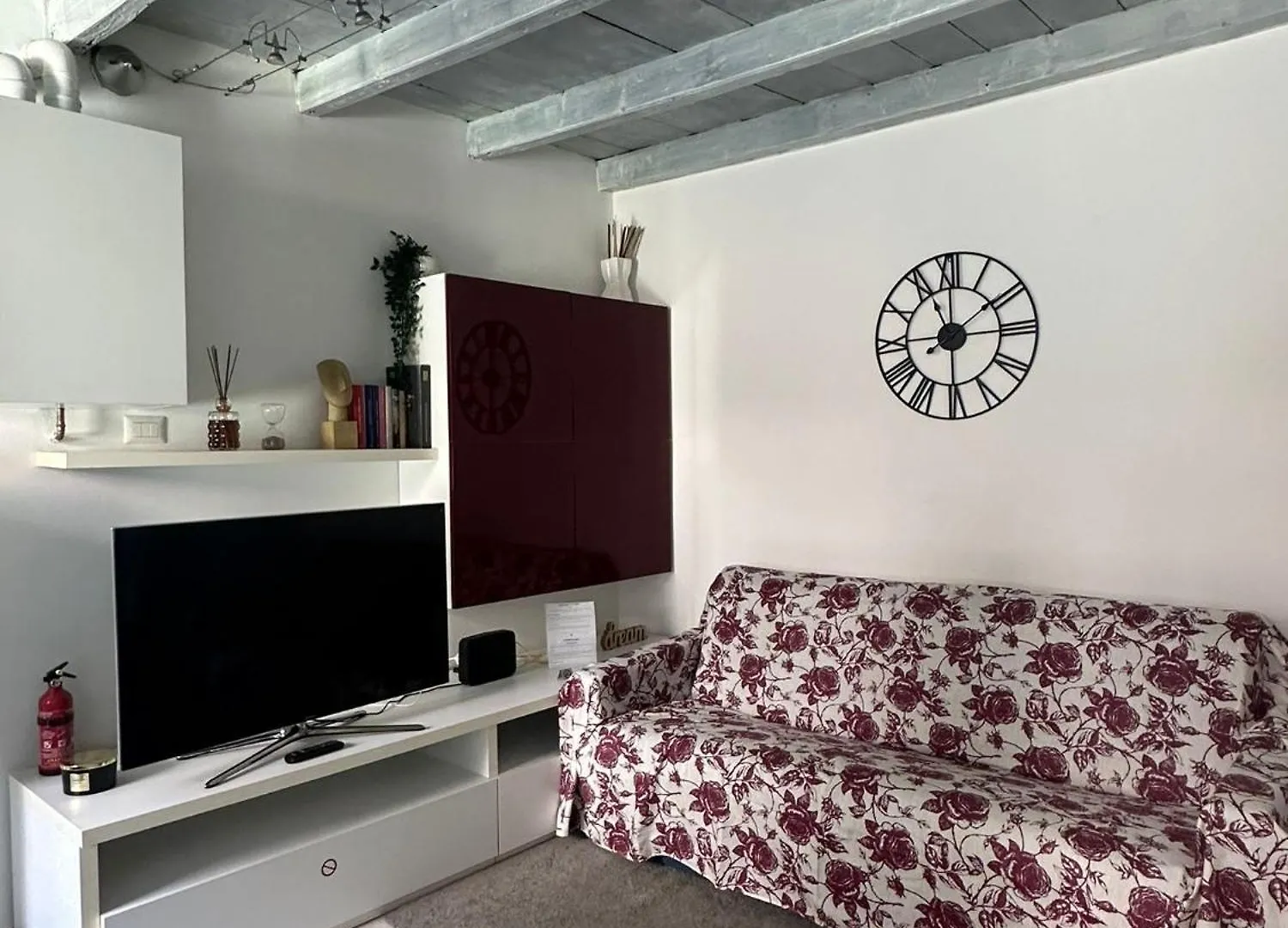 Astra-Timeless Elegance In Como City Center Апартаменты